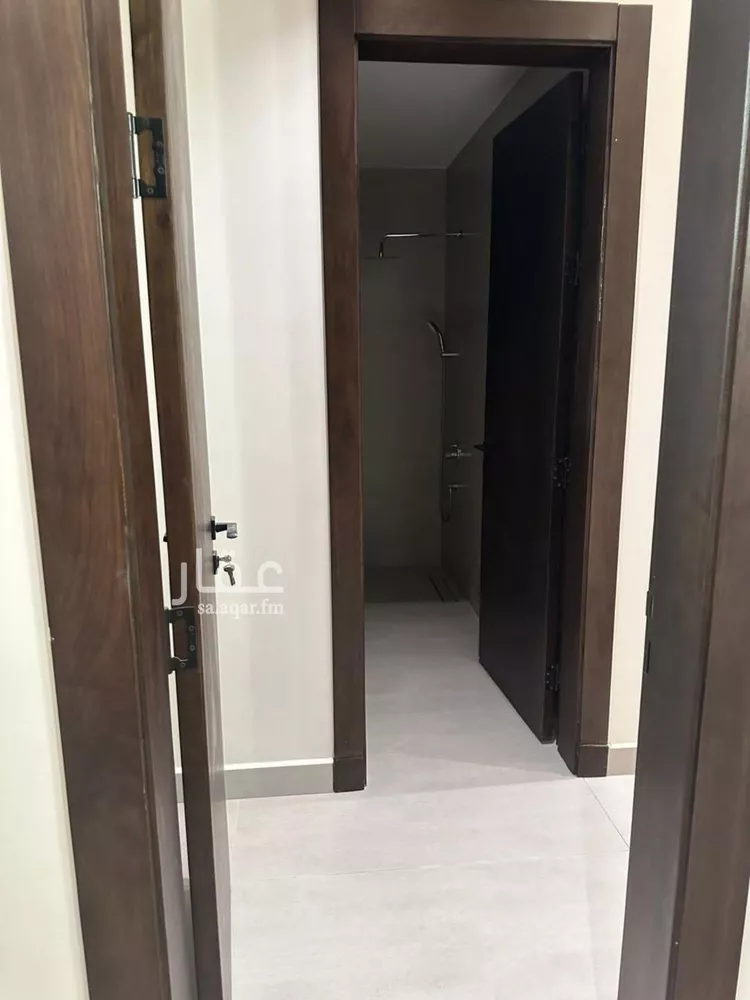 شقة للإيجار في شارع الشيخ عبدالله بن جبرين, حي القيروان, مدينة الرياض, منطقة الرياض صورة 4