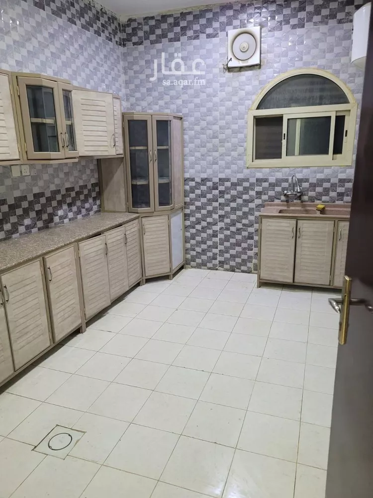 شقة للإيجار في شارع رقم 306, حي ظهرة لبن, مدينة الرياض, منطقة الرياض صورة 5