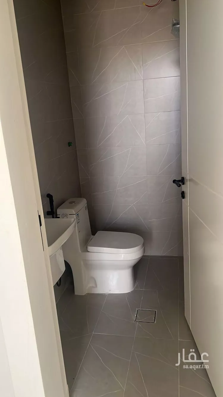 فيلا للبيع في شارع رقم 165, حي الجنادرية, مدينة الرياض, منطقة الرياض صورة 3