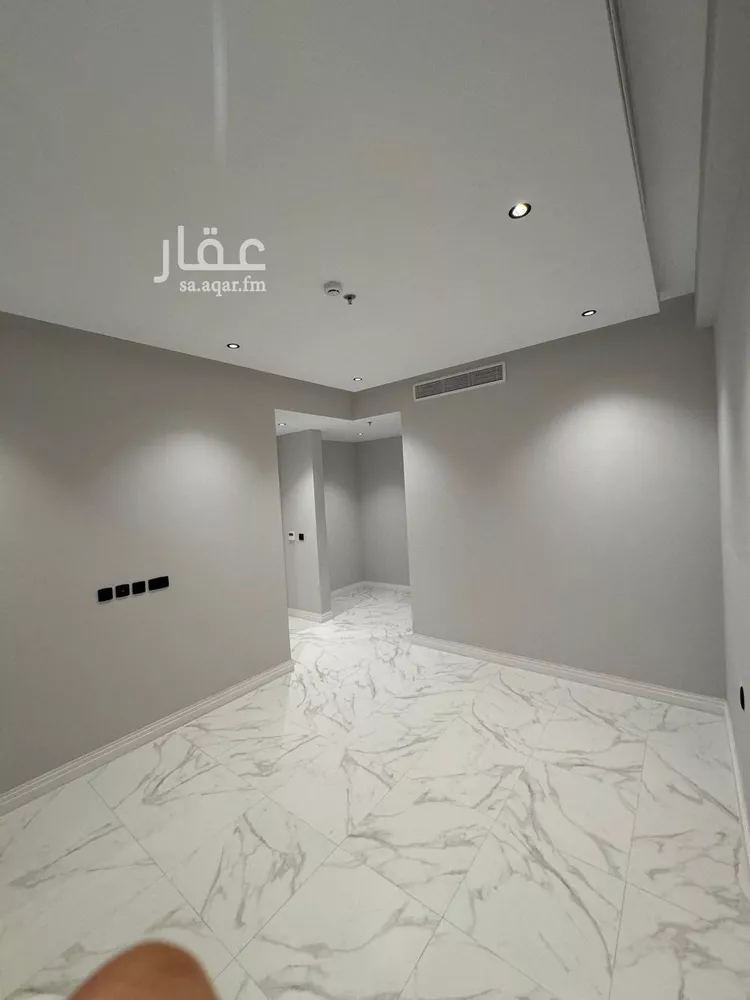 شقة للإيجار في شارع الافاضله, حي الملقا, مدينة الرياض, منطقة الرياض صورة 3