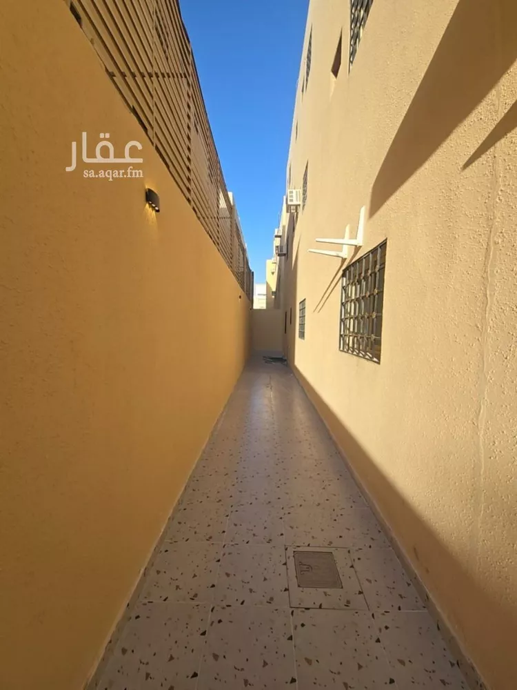 دور للبيع في شارع ابن الطاهري, حي الرمال, مدينة الرياض, منطقة الرياض صورة 5