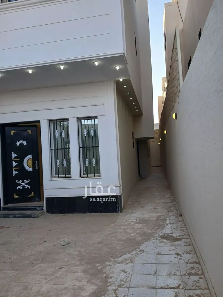 فيلا للبيع في شارع محمد صالح مرداد, حي الرمال, مدينة الرياض, منطقة الرياض 6