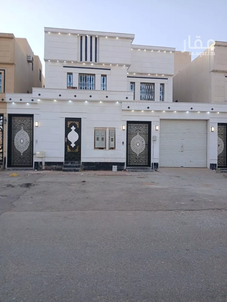 فيلا للبيع في شارع محمد صالح مرداد, حي الرمال, مدينة الرياض, منطقة الرياض 15