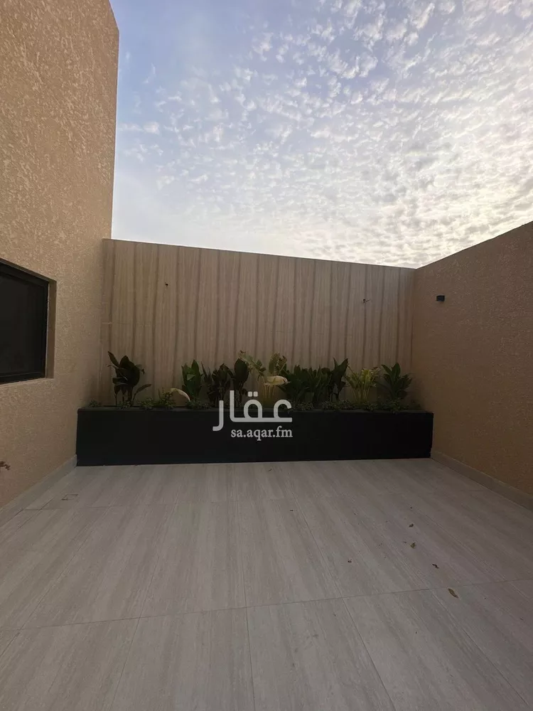 فيلا للبيع في شارع السيل, حي المهدية, مدينة الرياض, منطقة الرياض صورة 5