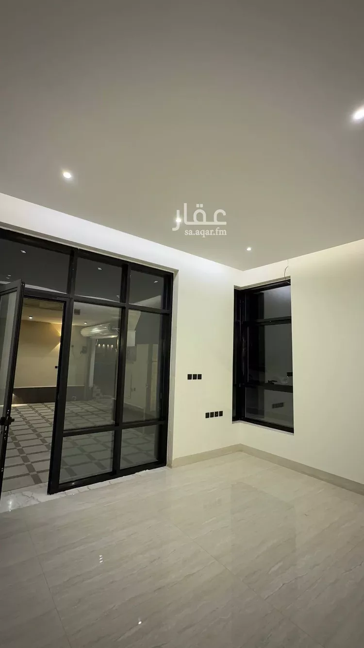 فيلا للبيع في شارع سبط العلاء, حي المهدية, مدينة الرياض, منطقة الرياض صورة 4