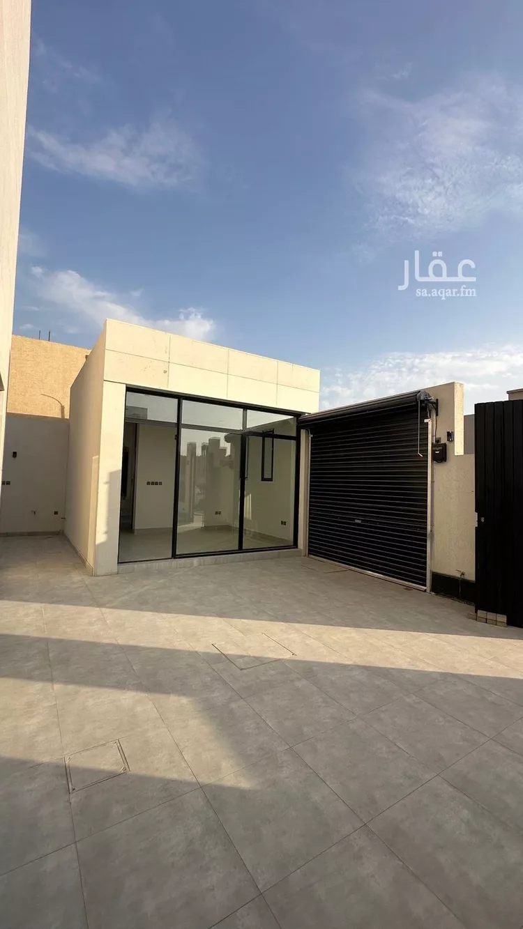 فيلا للبيع في شارع عبدالقادر بن عبدالوارث, حي المهدية, مدينة الرياض, منطقة الرياض صورة 2