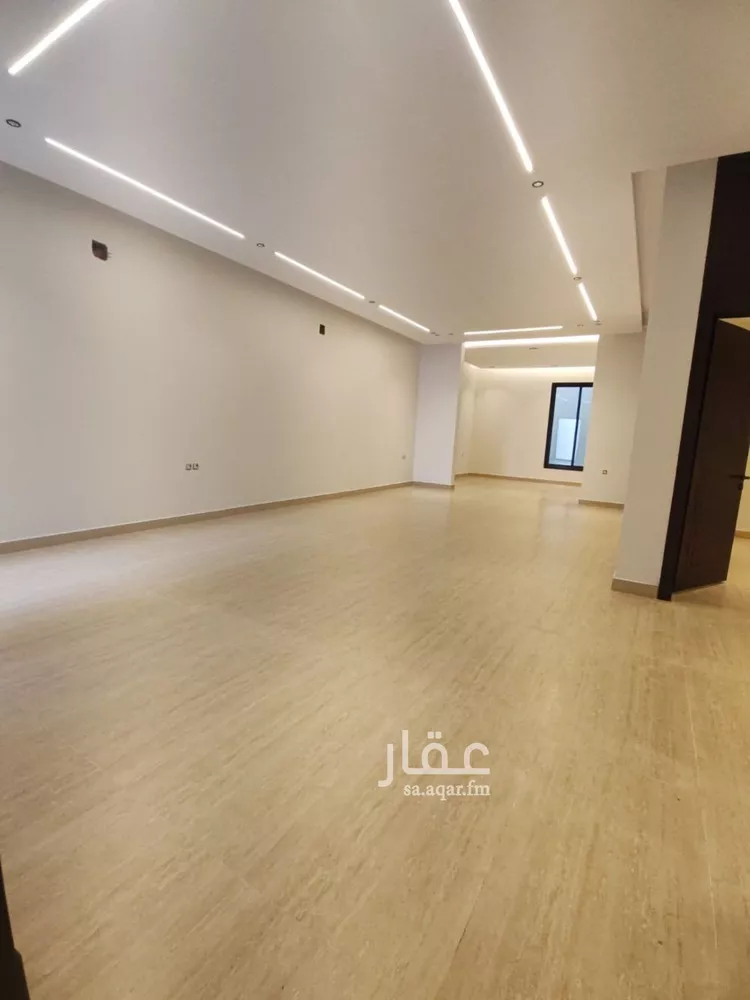 Villa for Sale in Riyadh Al Khaleej 7