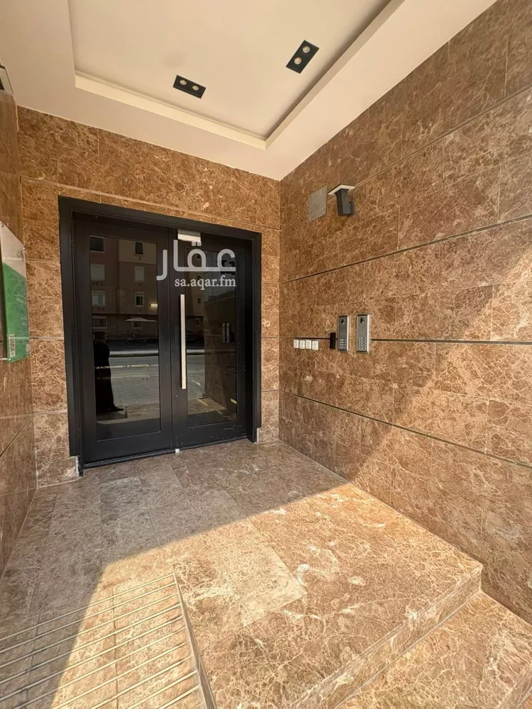 Apartment for Sale in Riyadh Al Malqa 12