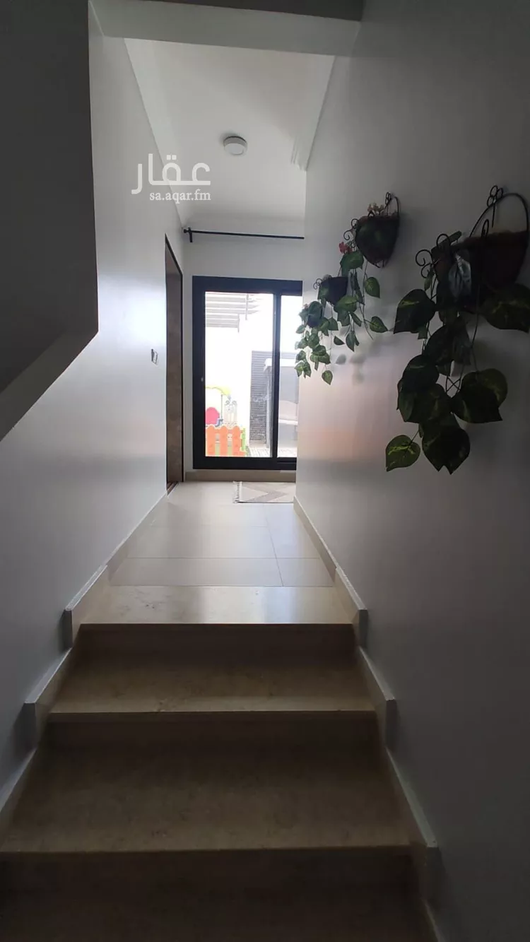 فيلا للبيع في شارع السدود, حي ظهرة لبن, مدينة الرياض, منطقة الرياض صورة 3