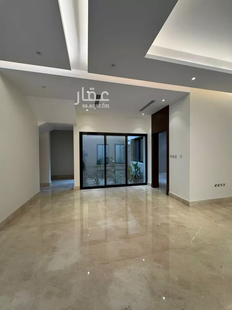فيلا للبيع في شارع عبدالباسط الظاهري, حي النرجس, مدينة الرياض, منطقة الرياض صورة 2