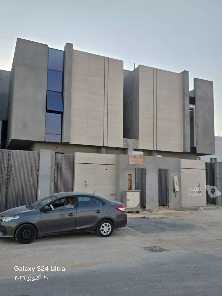 Villa for Sale in Riyadh Al Arid 10