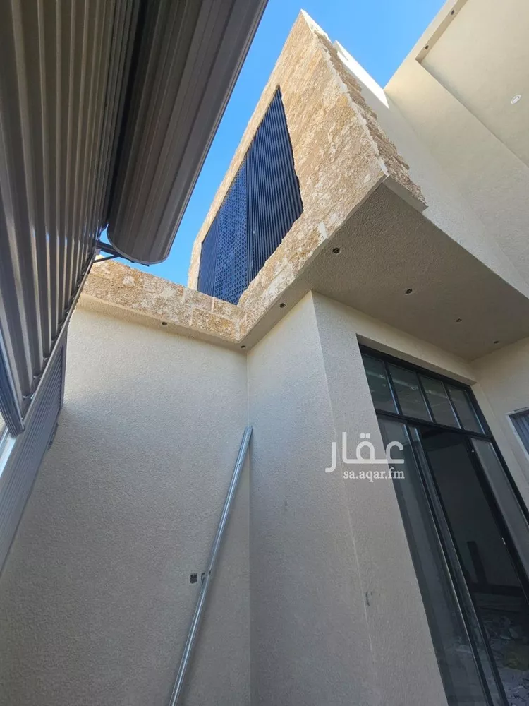 فيلا للبيع في شارع عقرباء 126, حي عقرباء, مدينة الجبيلة, منطقة الرياض صورة 3