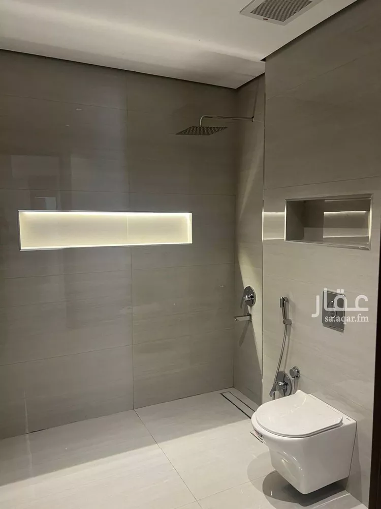 دور للبيع في شارع رقم 2, حي الجنادرية, مدينة الرياض, منطقة الرياض صورة 2