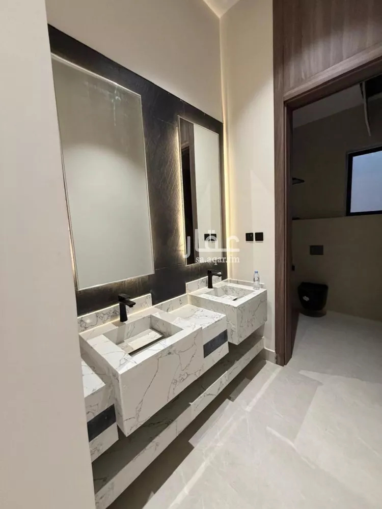 Villa for Sale in Riyadh Al Qirawan