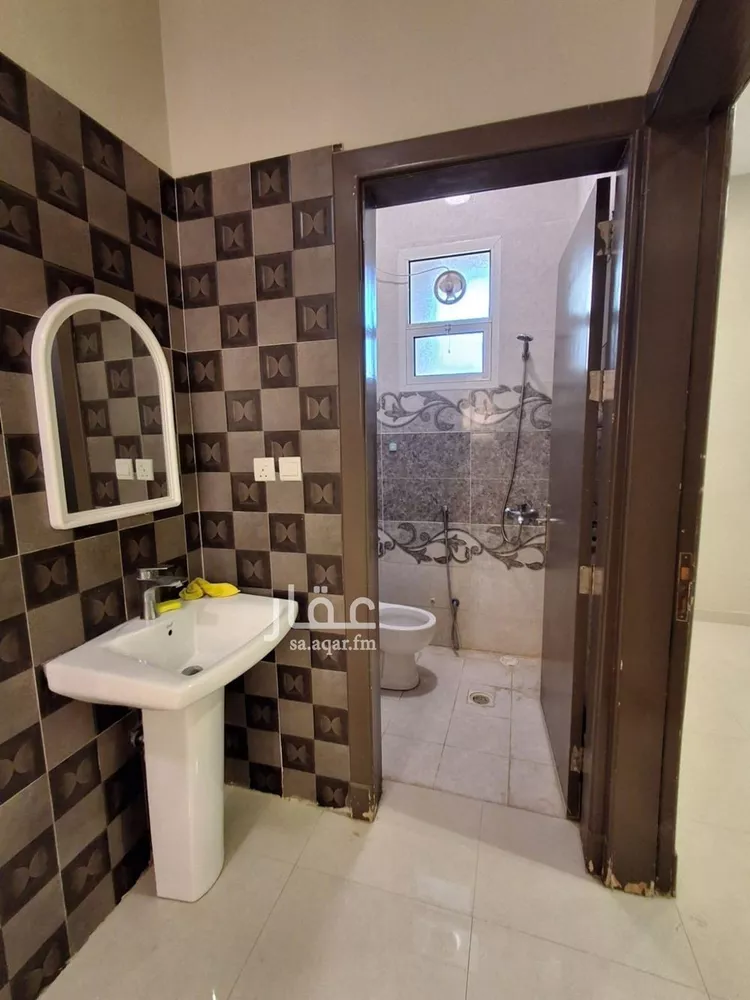 شقة للإيجار في شارع حسن الشاعر, حي عكاظ, مدينة الرياض, منطقة الرياض صورة 5