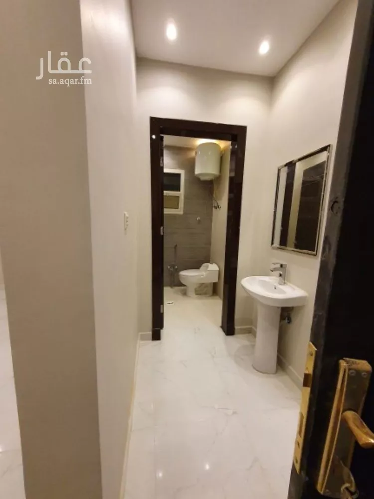 شقة للإيجار في شارع حسن الشاعر, حي عكاظ, مدينة الرياض, منطقة الرياض صورة 2