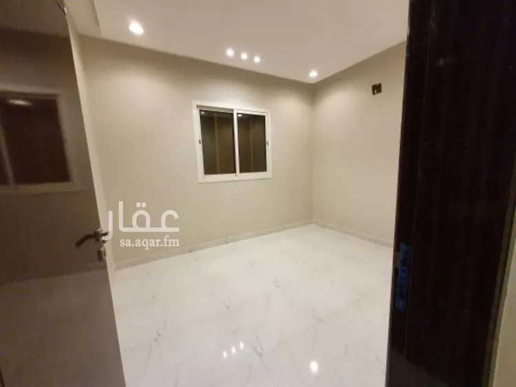 شقة للإيجار في شارع حسن الشاعر, حي عكاظ, مدينة الرياض, منطقة الرياض صورة 5