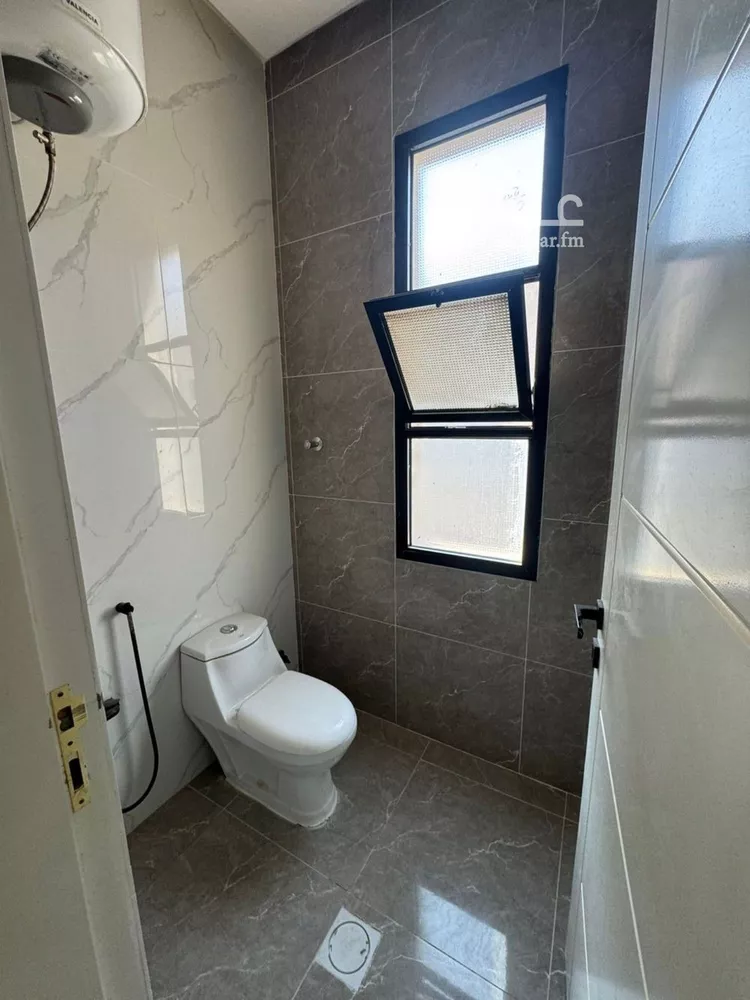 دور للإيجار في شارع عبدالملك الفتني, حي بدر, مدينة الرياض, منطقة الرياض صورة 4