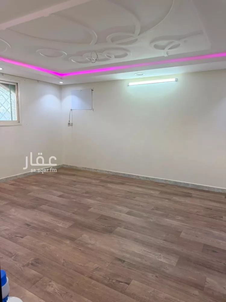 شقة للإيجار في شارع حسن الشاعر, حي عكاظ, مدينة الرياض, منطقة الرياض