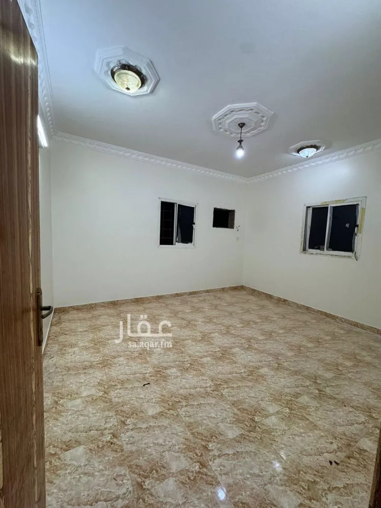 شقة للإيجار في شارع النعام, حي ظهرة لبن, مدينة الرياض, منطقة الرياض صورة 4