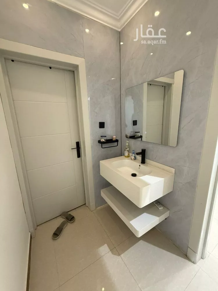 فيلا للإيجار في شارع رقم 255, حي ظهرة لبن, مدينة الرياض, منطقة الرياض صورة 3