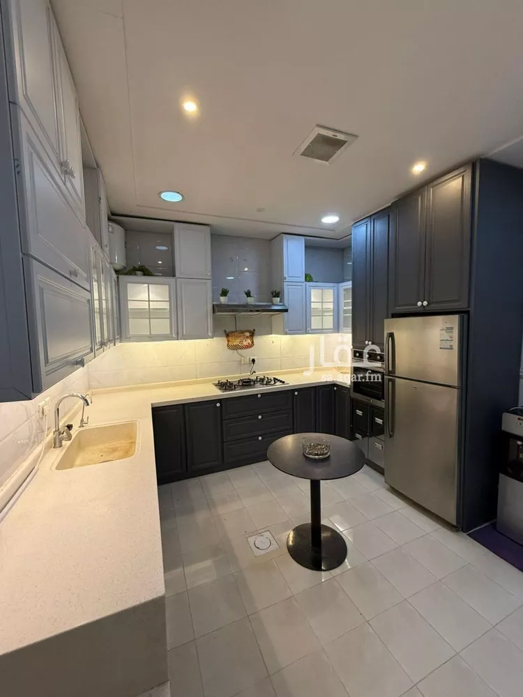 شقة للإيجار في شارع المغزل, حي ظهرة لبن, مدينة الرياض, منطقة الرياض