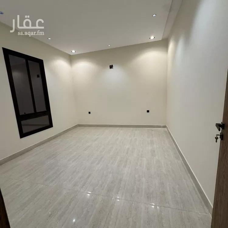 فيلا للبيع في شارع القاسم الديمرتي, حي بدر, مدينة الرياض, منطقة الرياض صورة 2