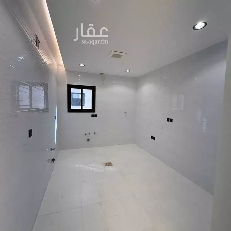 شقة للبيع في شارع ابي بشر سيبويه, حي بدر, مدينة الرياض, منطقة الرياض صورة 2