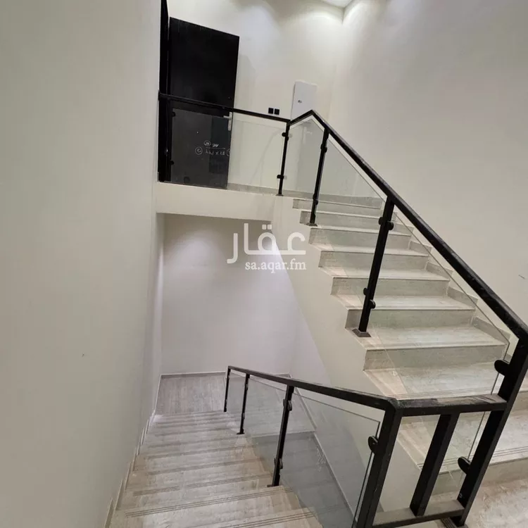 فيلا للبيع في شارع علي الجارم, حي بدر, مدينة الرياض, منطقة الرياض صورة 3