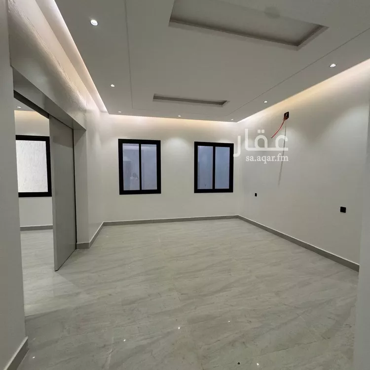 دور للبيع في شارع حميد الطويل, حي عكاظ, مدينة الرياض, منطقة الرياض صورة 2