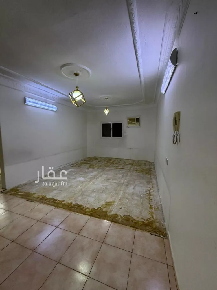 فيلا للبيع في شارع المنقلة, حي اليرموك, مدينة الرياض, منطقة الرياض 8