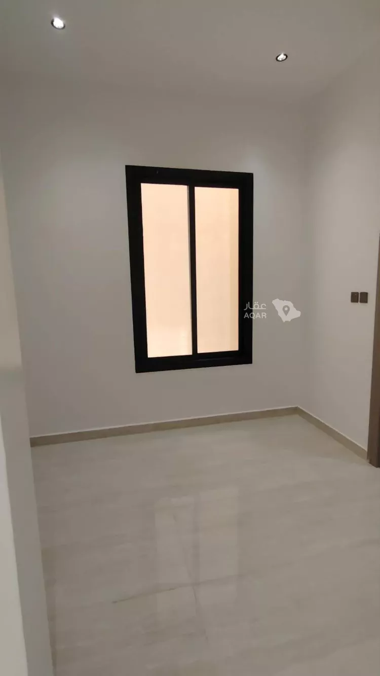فيلا للإيجار في شارع Al Thoumamah Road, حي الجنادرية, مدينة الرياض, منطقة الرياض 15