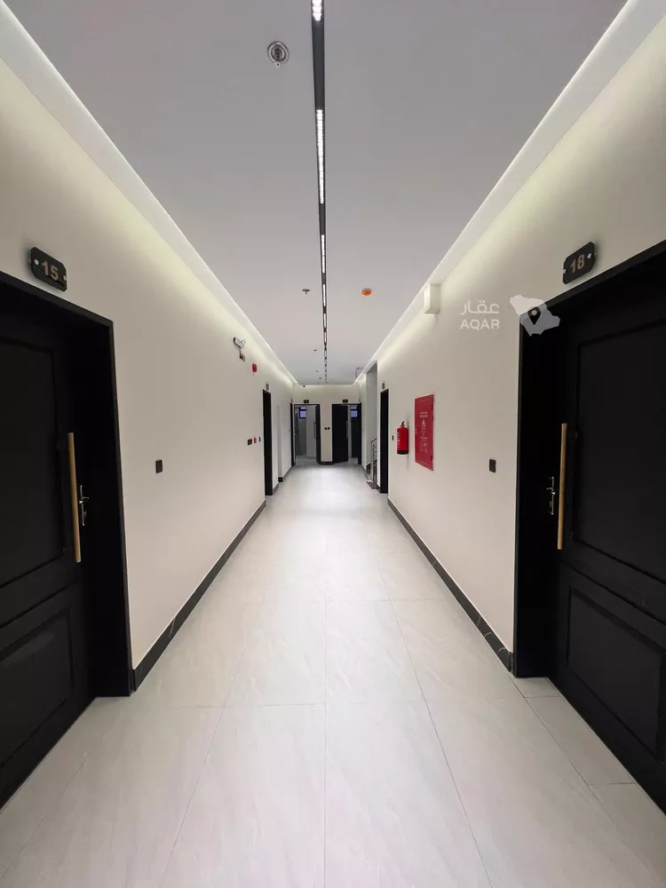 عمارة للبيع في شارع العطايا, حي الجنادرية, مدينة الرياض, منطقة الرياض 17