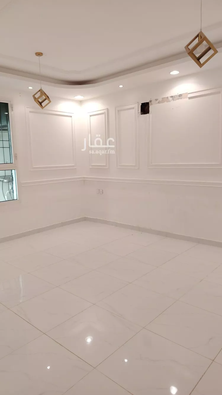 فيلا للبيع في شارع شهيد الدين ثم الوطن عبدالرحمن بن عبدال, حي ظهرة لبن, مدينة الرياض, منطقة الرياض 16