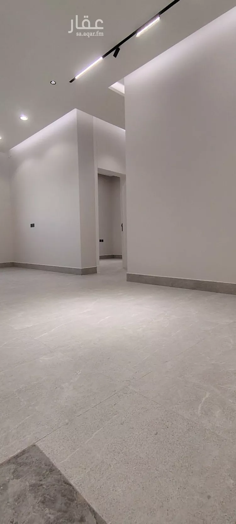 Villa for Sale in Riyadh Al Yarmouk 16