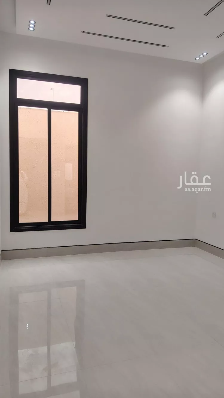 Floor for Sale in Riyadh An Nadhim 12