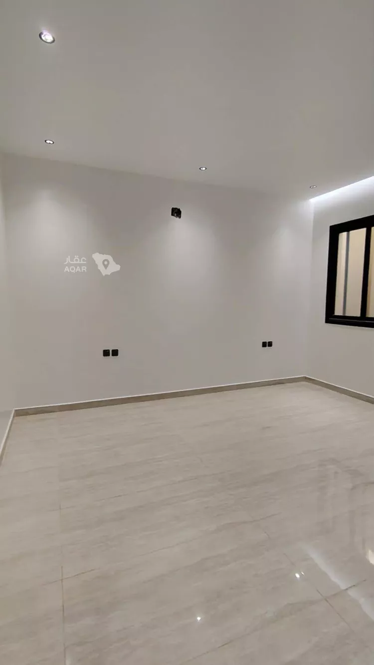 فيلا للإيجار في شارع Al Thoumamah Road, حي الجنادرية, مدينة الرياض, منطقة الرياض 12