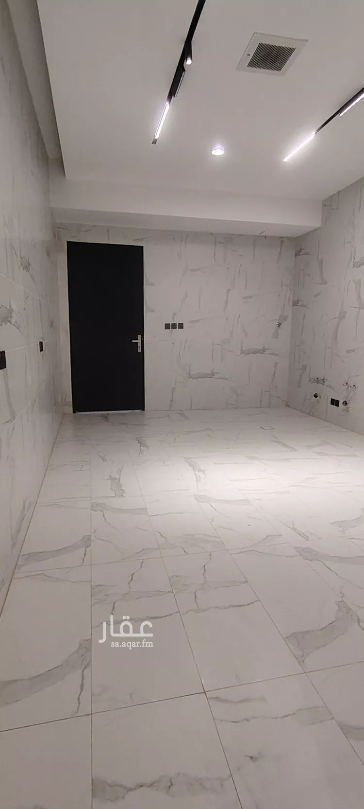Villa for Sale in Riyadh Al Yarmouk 10