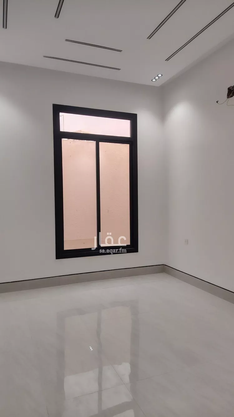 Floor for Sale in Riyadh An Nadhim 11