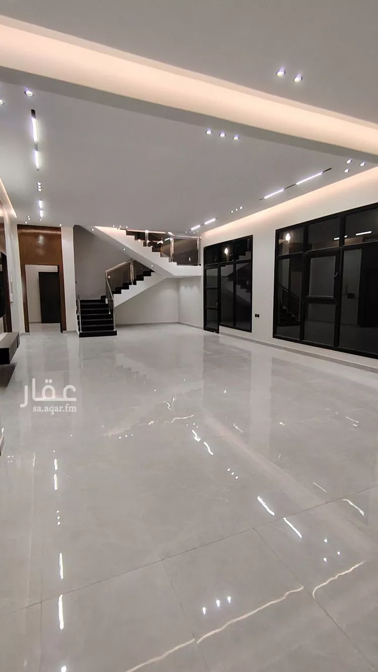 فيلا للبيع في شارع بوابة الشرق, حي الجنادرية, مدينة الرياض, منطقة الرياض