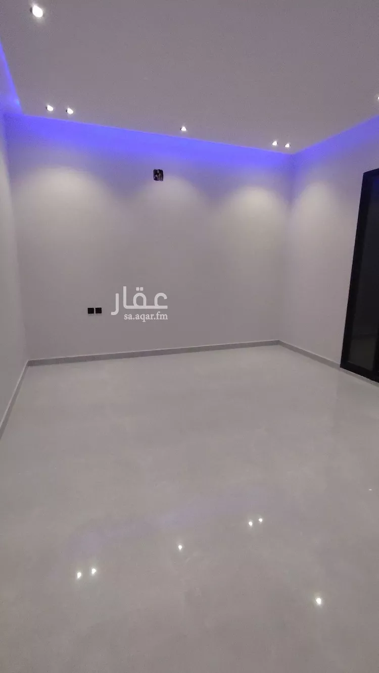 فيلا للبيع في شارع بوابة الشرق, حي الجنادرية, مدينة الرياض, منطقة الرياض 9