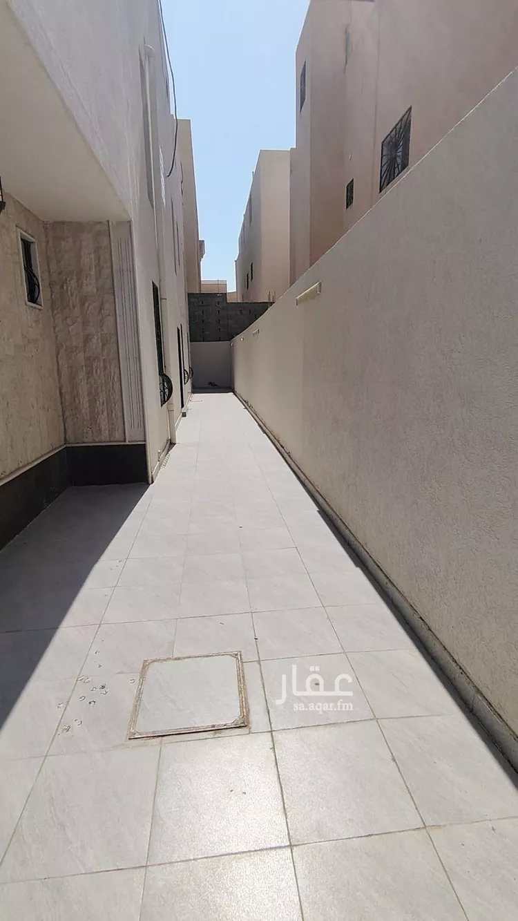 فيلا للبيع في شارع شهيد الدين ثم الوطن عبدالرحمن بن عبدال, حي ظهرة لبن, مدينة الرياض, منطقة الرياض 9