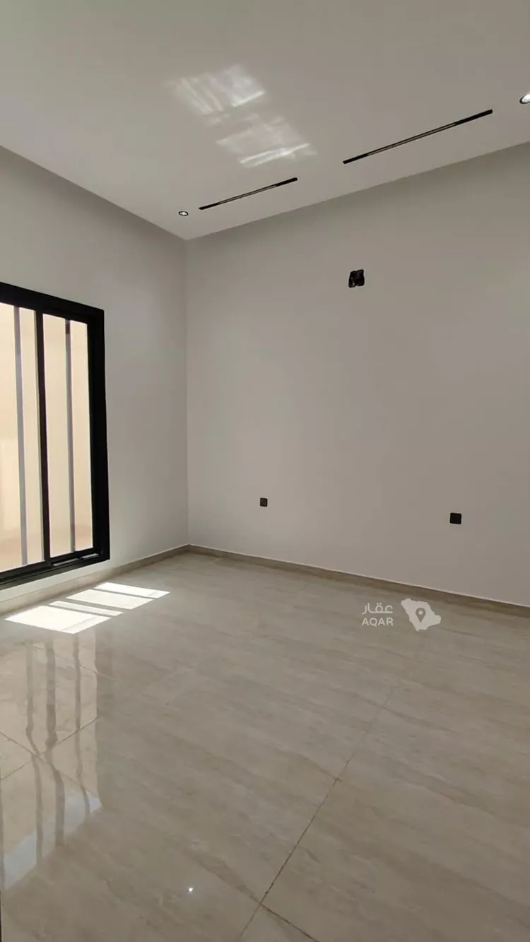 فيلا للإيجار في شارع Al Thoumamah Road, حي الجنادرية, مدينة الرياض, منطقة الرياض 9