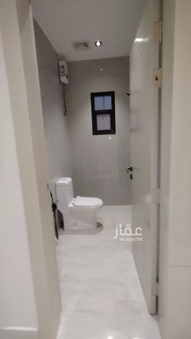 Floor for Sale in Riyadh Al Janadriyah صورة 4