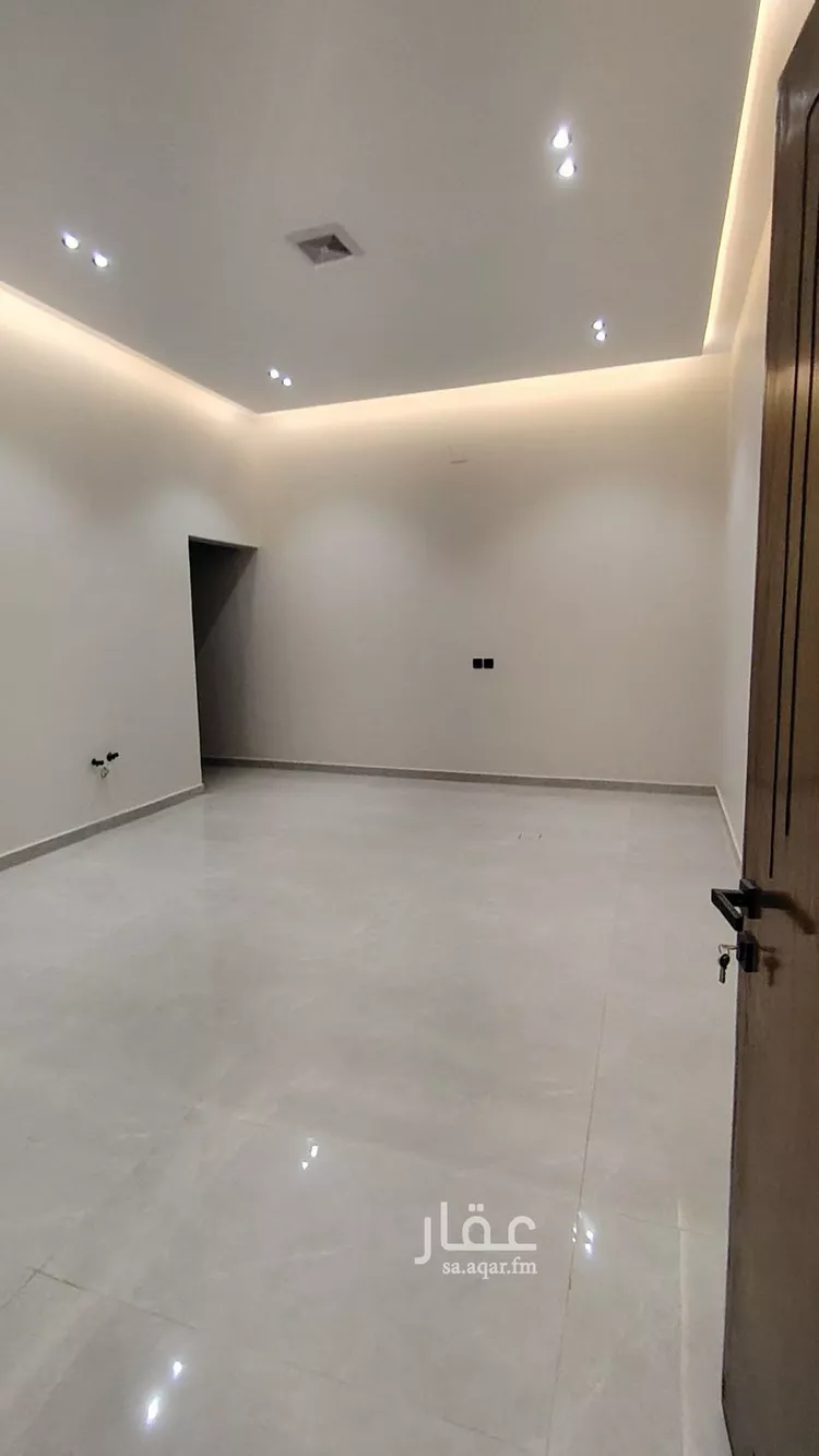 فيلا للبيع في شارع بوابة الشرق, حي الجنادرية, مدينة الرياض, منطقة الرياض صورة 3