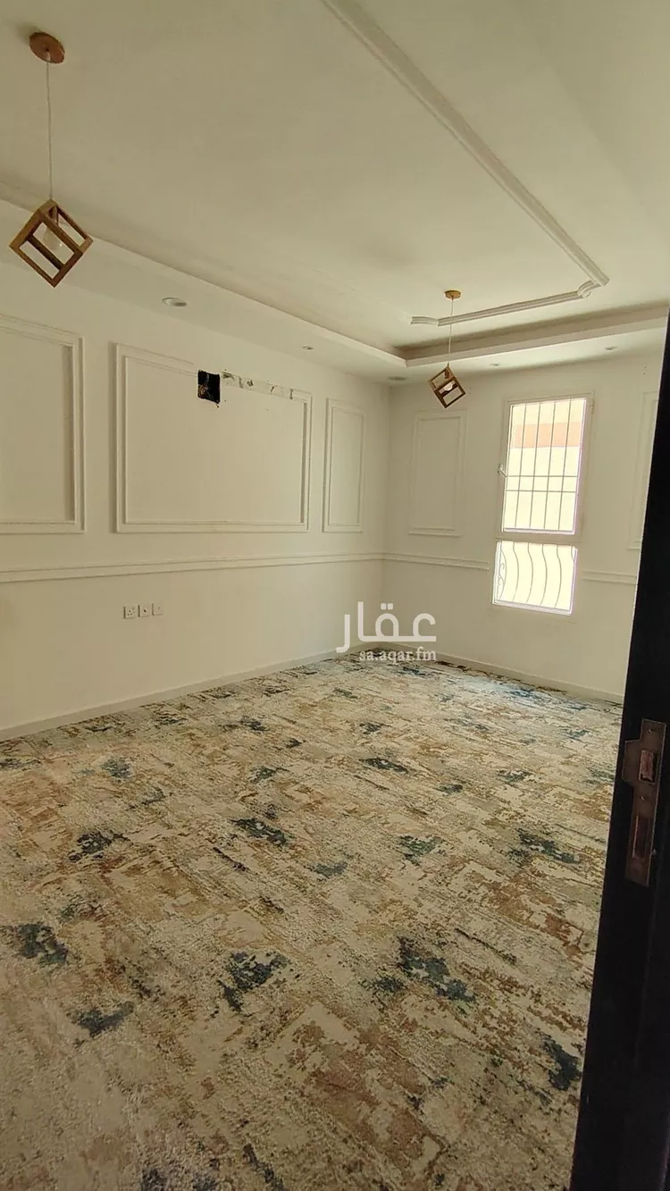 فيلا للبيع في شارع شهيد الدين ثم الوطن عبدالرحمن بن عبدال, حي ظهرة لبن, مدينة الرياض, منطقة الرياض 14