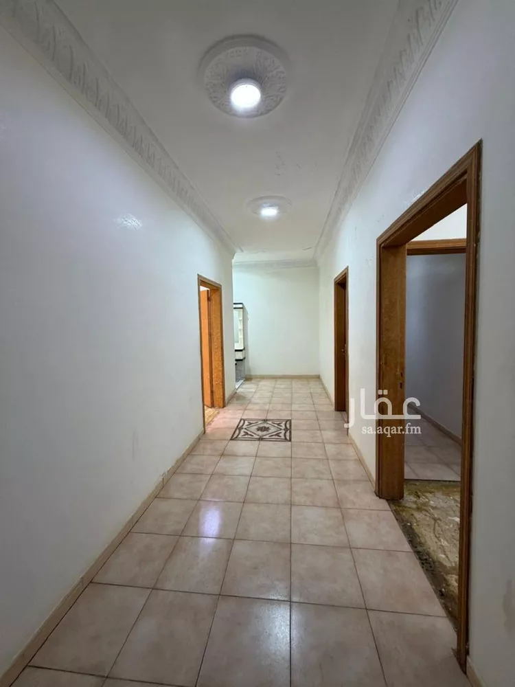 فيلا للبيع في شارع المنقلة, حي اليرموك, مدينة الرياض, منطقة الرياض 9