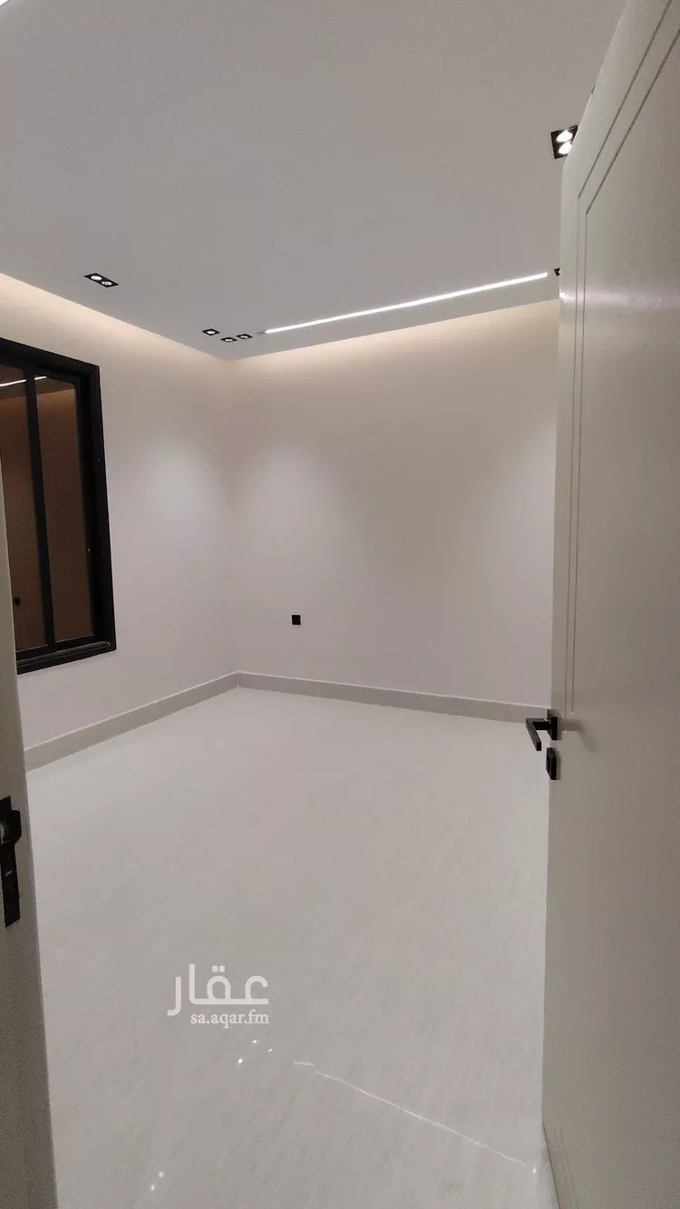 Floor for Sale in Riyadh Al Janadriyah صورة 3