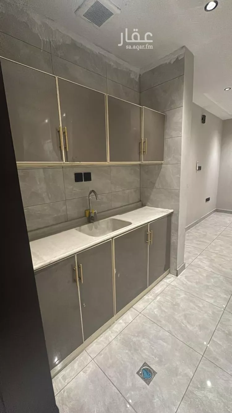 شقة للإيجار في شارع القليب, حي الضباب, مدينة الدمام, المنطقة الشرقية صورة 3