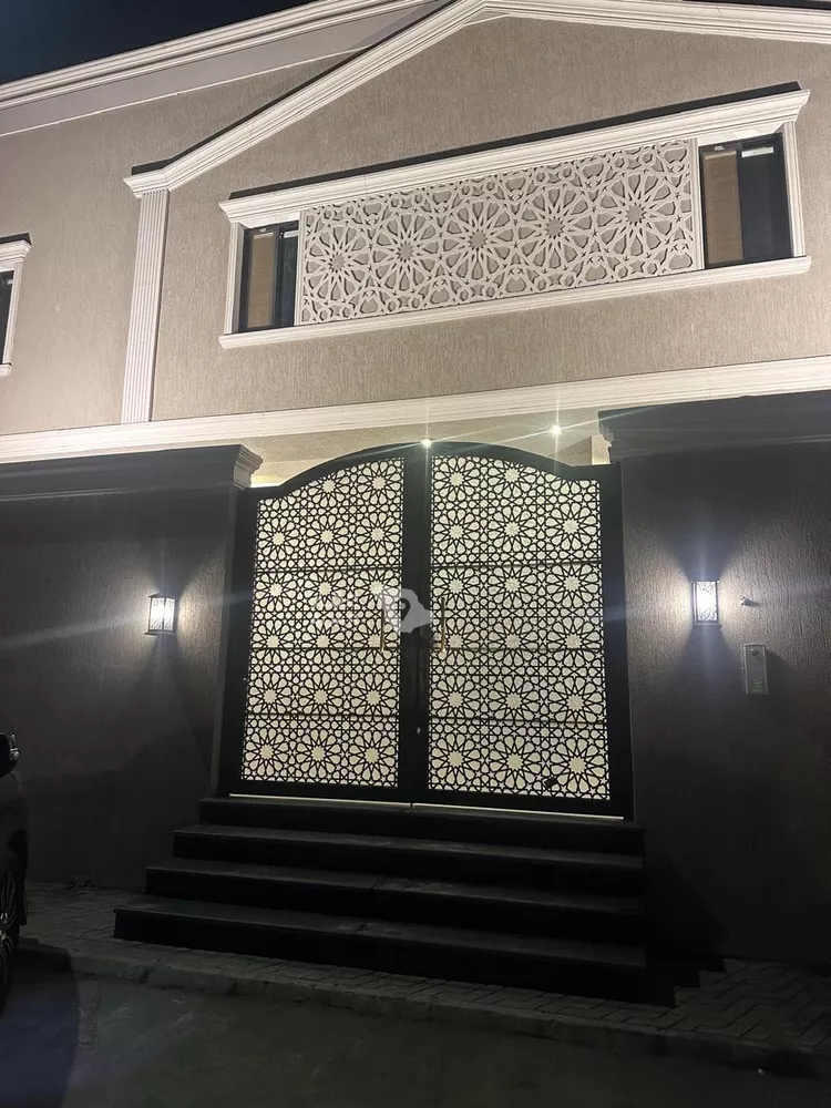 شقة للإيجار في شارع أبي عبد الله الحربي, حي الحمدانية, مدينة جدة, منطقة مكة المكرمة